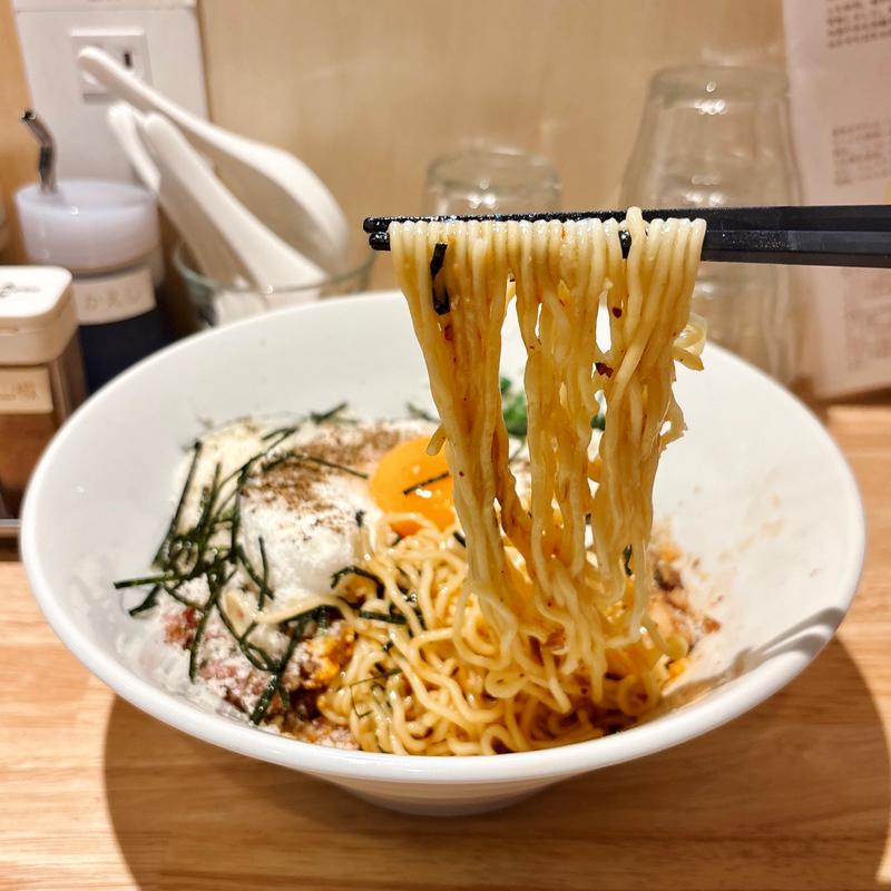 しろ風カルボナーラ並(香油まぜそば しろ)