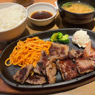 ブラックアンガスのカットステー定食（和風ソース）(やよい軒 四条烏丸店 )