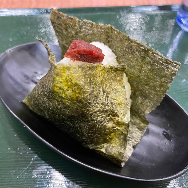 おにぎり（梅）(本家さぬきや)