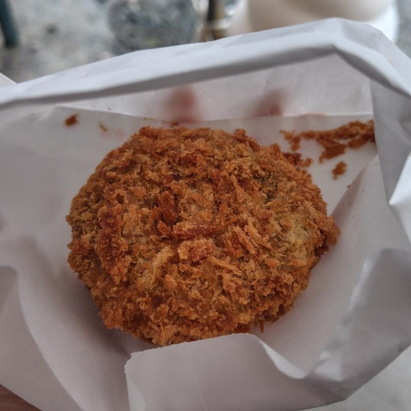 わさびコロッケ 2個((有)万作農園 山小屋食堂)