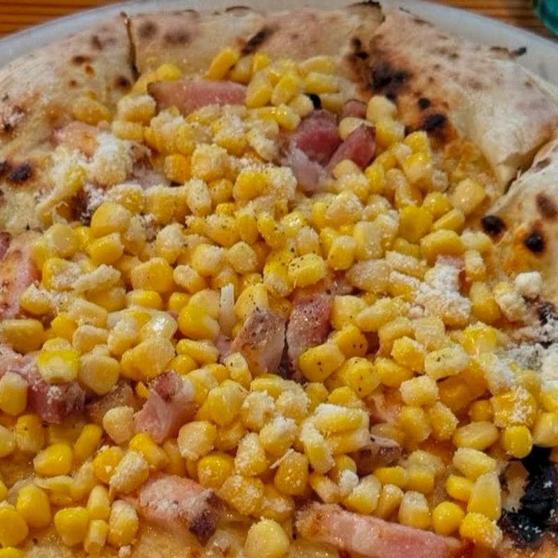 土井ハムとベーコンとコーン(イル ロスパッチョ （il rospaccio）)