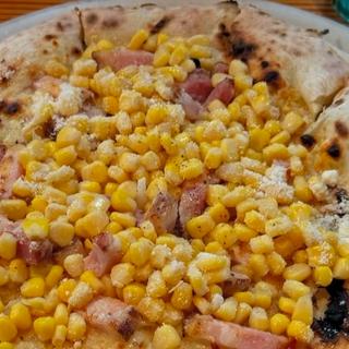 土井ハムとベーコンとコーン(イル ロスパッチョ （il rospaccio）)