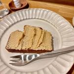 バナナケーキ(POSTMAN'S CAKEWORLD AND PASTRIES)