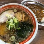 ラーメン 半カレーセット(高円寺ラーメン タロー軒)