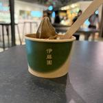 ソフトクリーム　ほうじ茶
