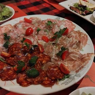 (イル・キャンティ・トヤマ )