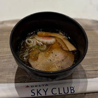 東京醤油ラーメン(デルタスカイクラブ)