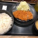 とんかつ定食(松のや 町田店)