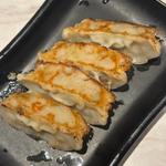 焼き餃子(4個)(中華食堂 一番館 中野サンモール店)