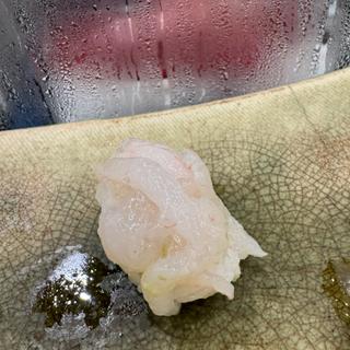 富山湾 白えびの握り(千成寿司本店)