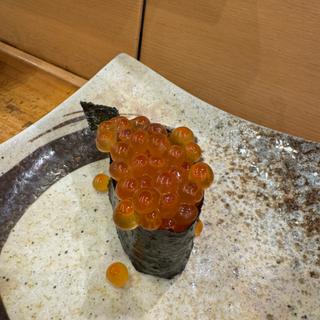 いくら軍艦(千成寿司本店)