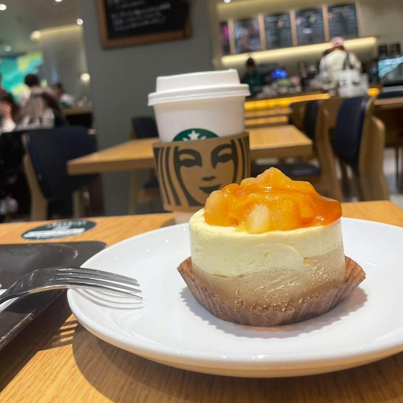 洋なしとキャラメルの紅茶ケーキ(スターバックスコーヒー 芦花公園店)