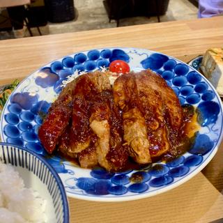 土日限定とんテキW定食(肉食堂1129)