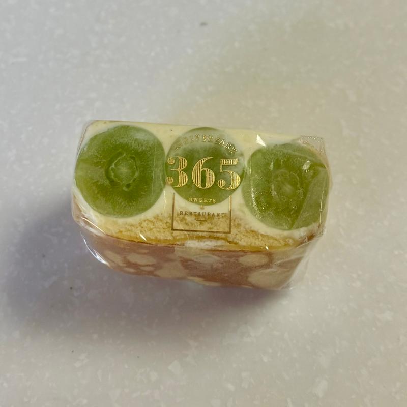 シャインマスカットくるり(365anniversary 鈴森village店)