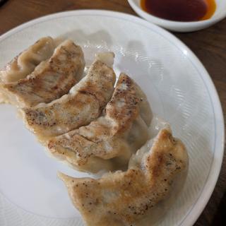 焼ギョーザ(歓館 )