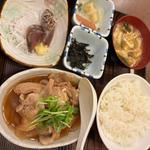 牛すじ煮込定食