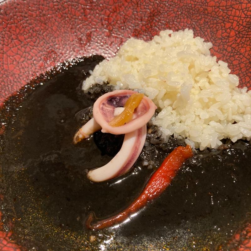 イカ墨煮とバターライス(TexturA (テクストゥーラ))