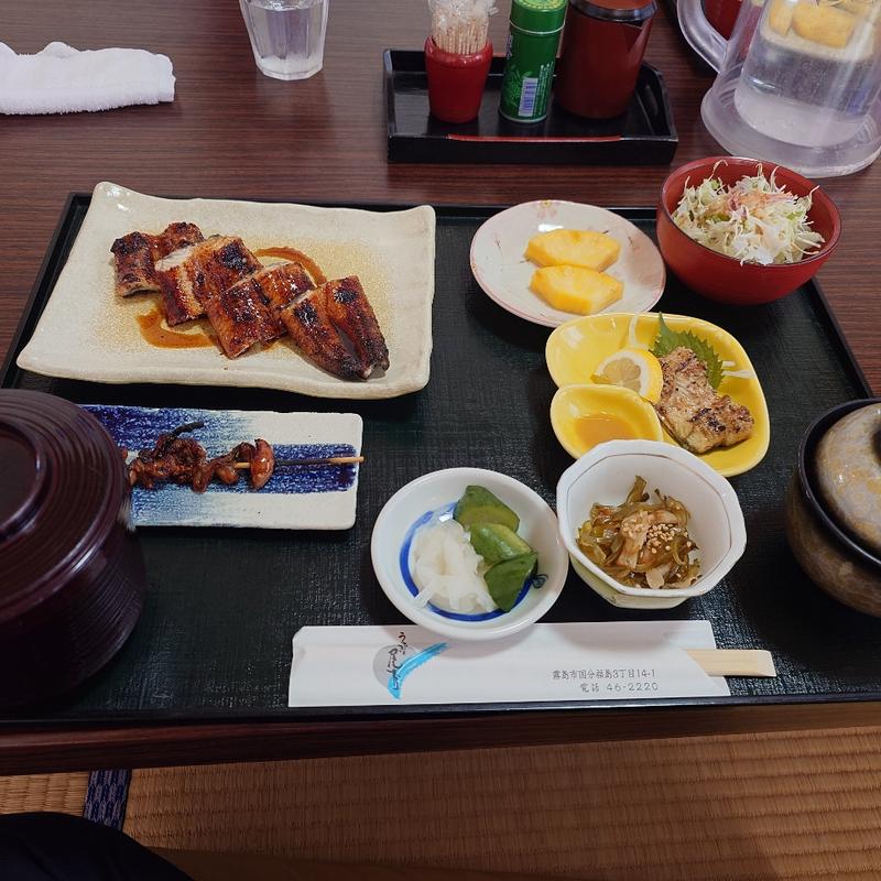 うな重　桃(うなぎの尾方 )