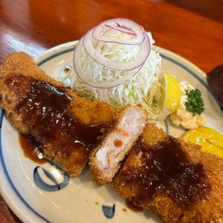 特大ロースカツ定食