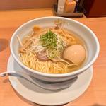 味玉醬油らーめん(らぁ麺 はやし田 町田店)