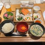 鮭膳(Hitoshinaya（ひとしなや）)