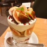 いちじくのパフェ