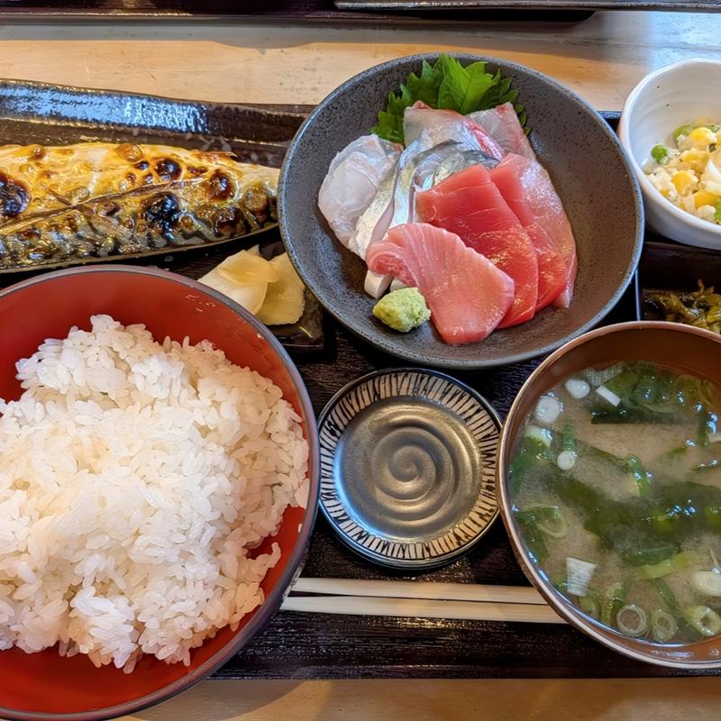 刺身定食(まるうお )