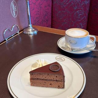 ザッハトルテ(カフェラントマン 青山)