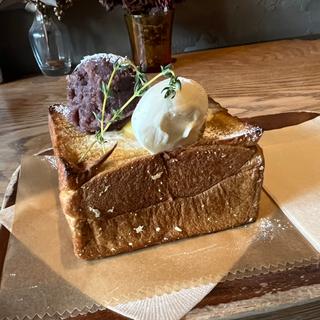 あんバタートースト(ディゾン （DIXANS）)