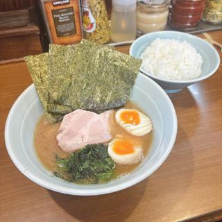 チビ味玉らーめん,ライス(横浜家系らーめん 五十三家)