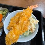 海老フライと鯛のフライ(幕の内弁当)(まこと食堂 )