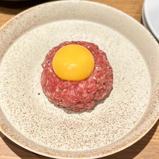 ユッケ(焼肉 神威)