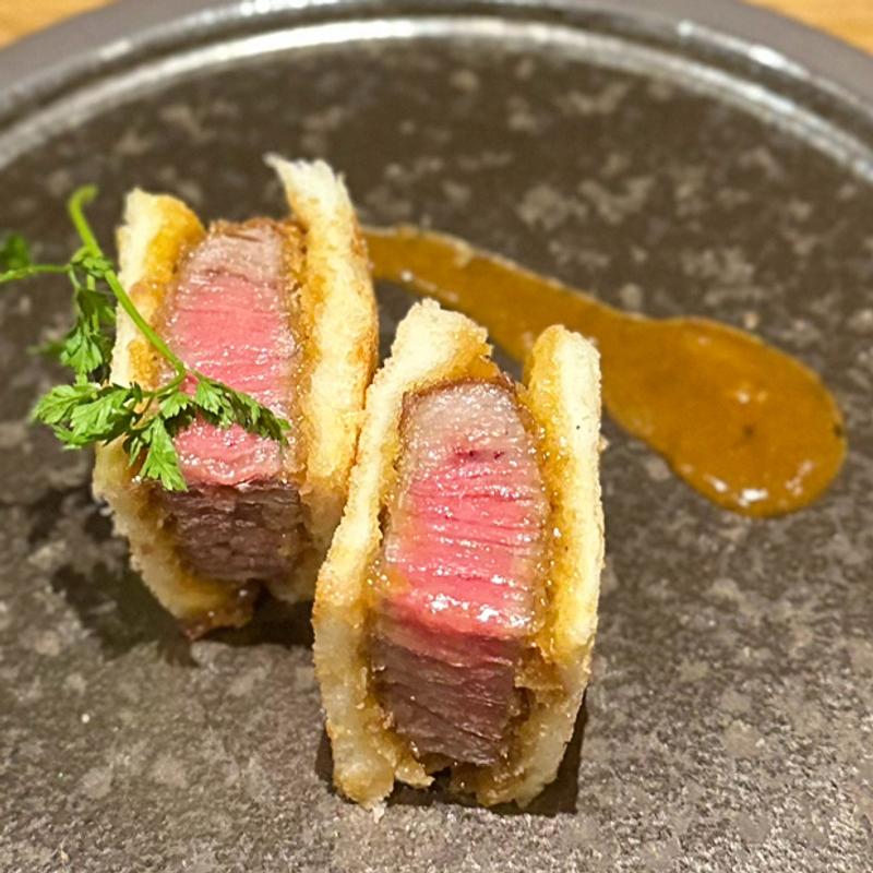 和牛カツサンド(焼肉 神威)