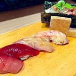 握り5貫(すごい煮干ラーメン野毛 すし 釣りきん)