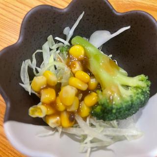 お通し サラダ(武州うどんあかね&みどりダイニング)