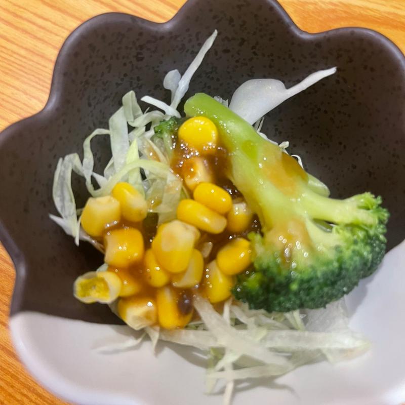 お通し　サラダ(武州うどんあかね&みどりダイニング)