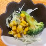 お通し　サラダ(武州うどんあかね&みどりダイニング)