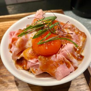 レアチャーシュー丼(麺屋左衛門)
