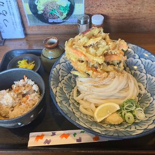 かき揚げぶっかけ　炊き込みご飯付(つるかめ)