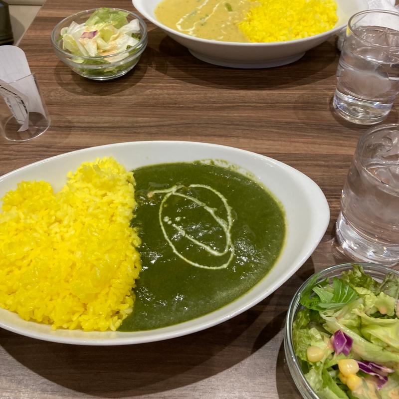 ほうれん草カレー(Royal Indian restaurant wine&bar KOHINOOR)