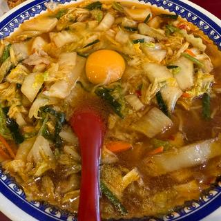 彩華ラーメン大、生卵