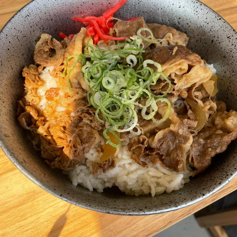 牛丼(好きやねん大阪フードコート EAST SIDE)