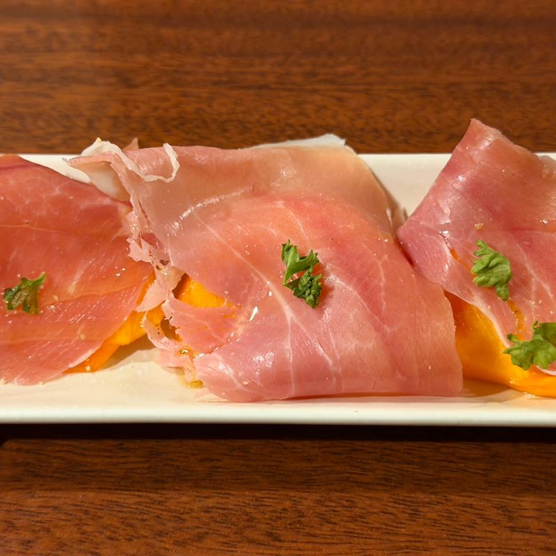 パルマ産生ハムと吉野柿(ギルガメ食堂)