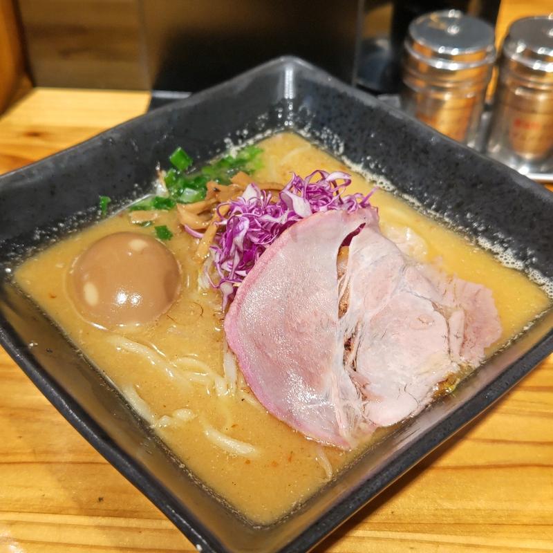 味噌＋味玉(バロンヌードル)