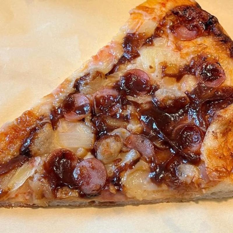 ハワイアンピザ - スライス -(045 Pizza MYRO)