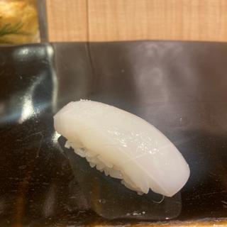 イカ(矢の根寿司 ロイヤルパークホテル店)