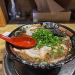 Wスープラーメン(無鉄砲大阪店 （むてっぽう）)