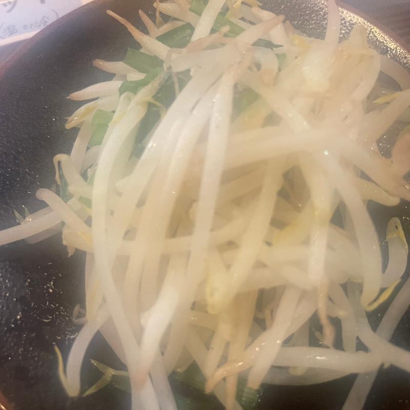 ニラもやし(武州うどんあかね&みどりダイニング)