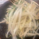 ニラもやし(武州うどんあかね&みどりダイニング)