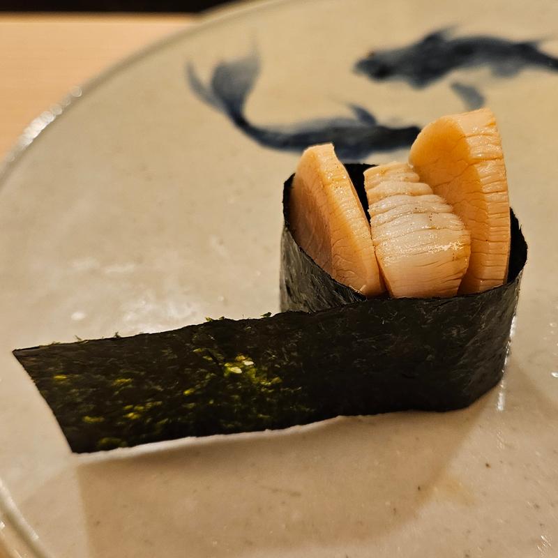 ホタテ(鮨一新)